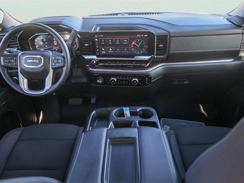 Used 2024 GMC Sierra 1500 Elevation image 27