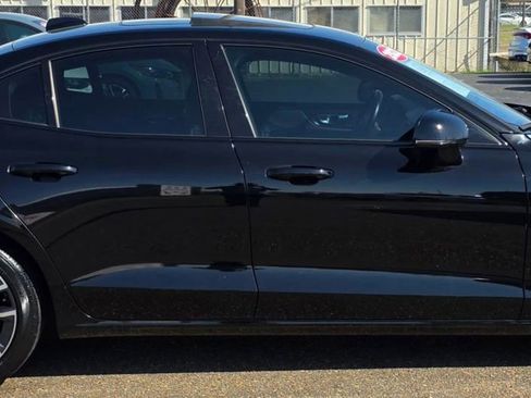 Used 2022 Volvo S60 B5 Inscription image 4