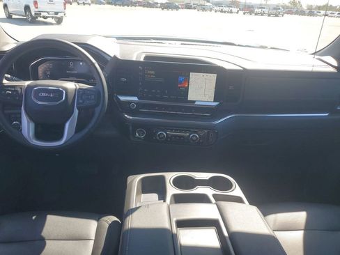 Used 2023 GMC Sierra 1500 SLT w/ X31 Off-Road Package image 10