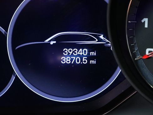 Certified 2023 Porsche Cayenne Turbo w/ Assistance Package image 12