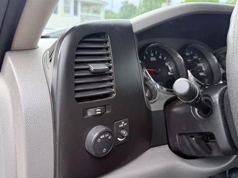 Used 2014 Chevrolet Silverado 3500 W/T RWD image 21