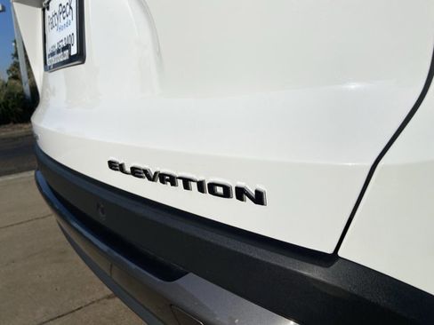 Used 2025 GMC Terrain Elevation AWD/4WD image 51