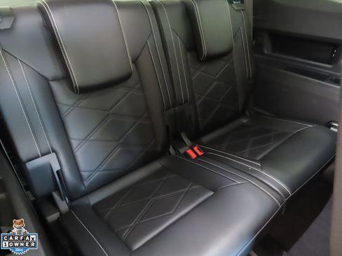 Used 2024 Volkswagen Atlas SE w/ Panoramic Sunroof Package FWD image 25