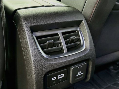 Used 2024 Chevrolet Blazer RS AWD/4WD image 27