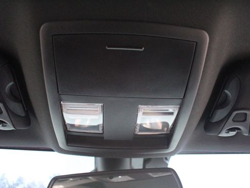 Used 2020 Dodge Challenger SXT image 22