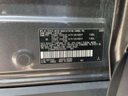 Used 2024 Toyota RAV4 XLE FWD image 32