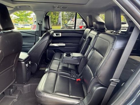 Certified 2023 Ford Explorer XLT w/ Equipment Group 202A AWD/4WD image 10