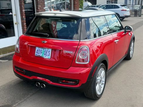 Used 2013 MINI Cooper S FWD image 3