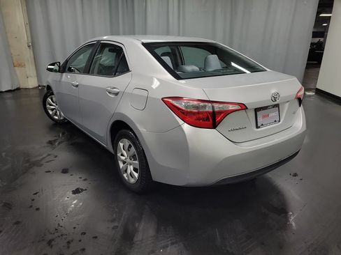 Used 2014 Toyota Corolla LE FWD image 6