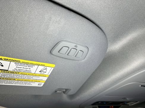 Used 2023 Ford F150 Lariat w/ Trailer Tow Package image 33