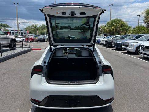 Used 2025 Toyota Prius Limited FWD image 17