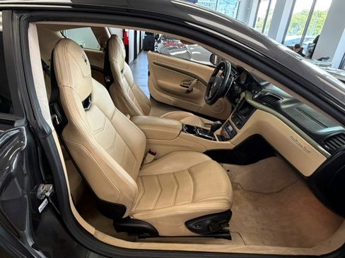 Used 2013 Maserati GranTurismo Sport RWD image 29