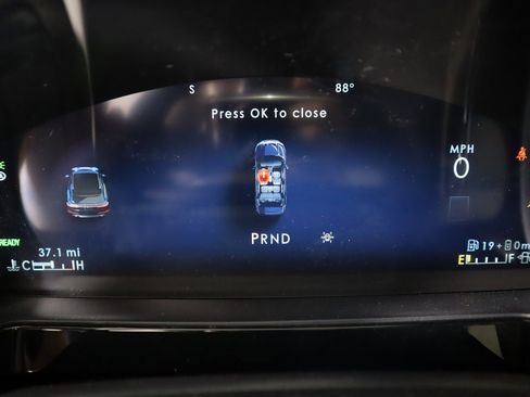 New 2025 Lincoln Corsair Grand Touring image 4