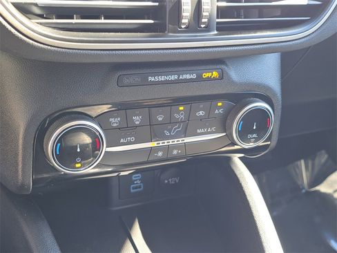 Used 2022 Ford Escape SE w/ Convenience Package image 24