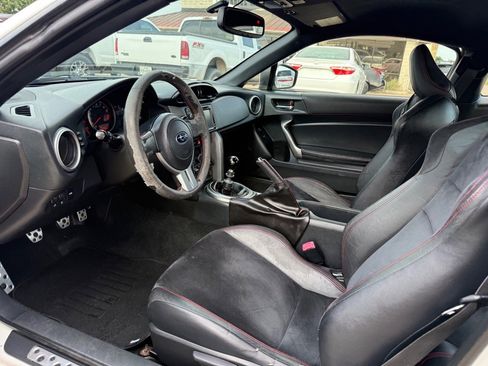 Used 2015 Subaru BRZ Limited w/ Popular Package #2B RWD image 13
