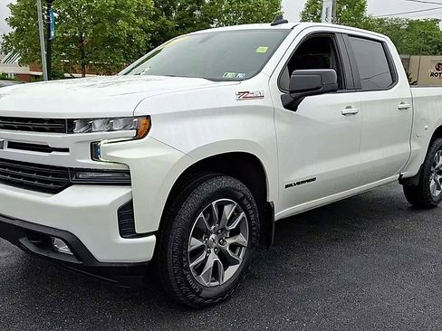 Certified 2022 Chevrolet Silverado 1500 RST image 4