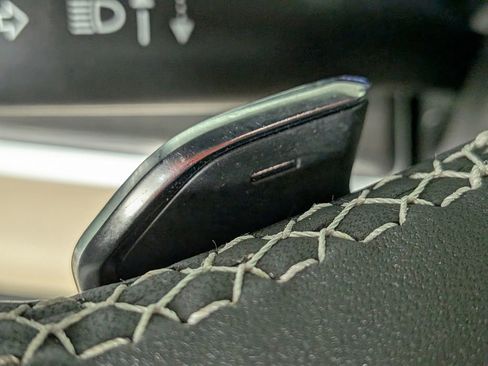 Used 2024 Jeep Grand Cherokee L Limited image 22