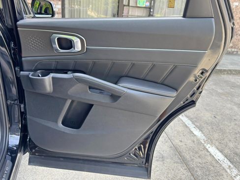 Used 2024 Kia Sorento SX image 45