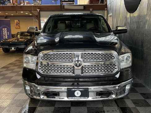 Used 2017 RAM 1500 Laramie AWD/4WD image 5