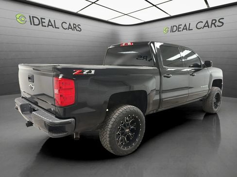 Used 2018 Chevrolet Silverado 1500 LT w/ All Star Edition AWD/4WD image 5