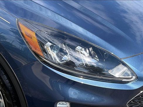 Used 2020 Ford Escape SEL AWD/4WD image 32