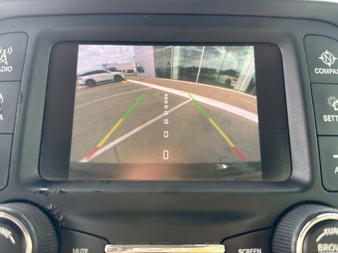 Used 2019 Jeep Renegade Sport FWD image 26