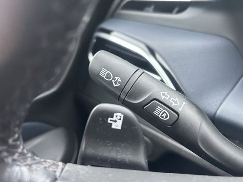 Used 2023 Chevrolet Bolt EUV Premier image 21