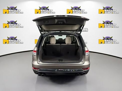 Used 2020 Lincoln Aviator Reserve w/ Equipment Group 201A image 27