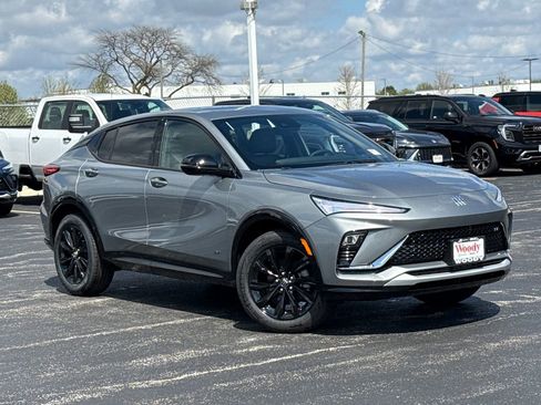 New 2026 Buick Envista Sport Touring w/ Convenience I Package FWD image 2