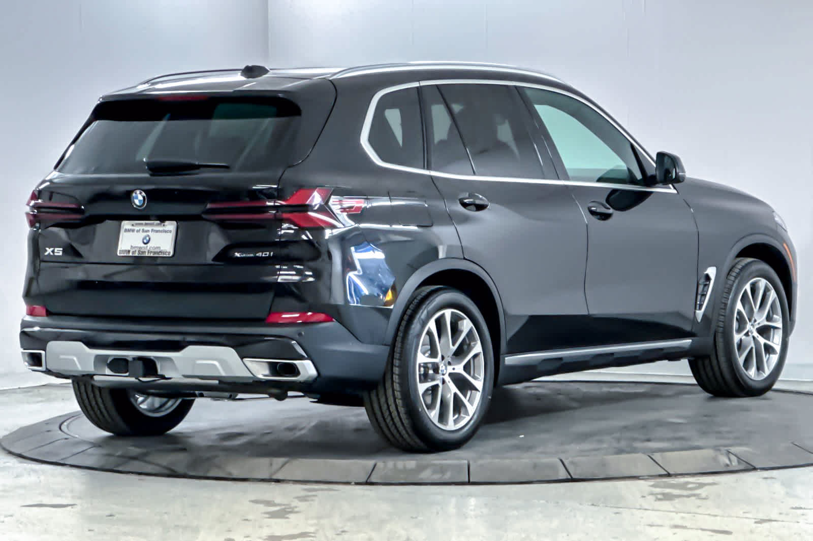 Used 2026 BMW X5 xDrive40i AWD/4WD image 2