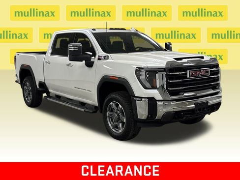 New 2025 GMC Sierra 2500 SLT image 1