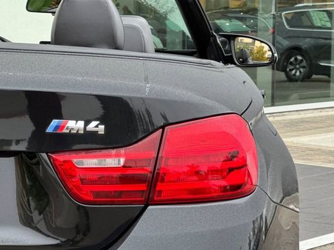 Used 2016 BMW M4 Convertible image 31