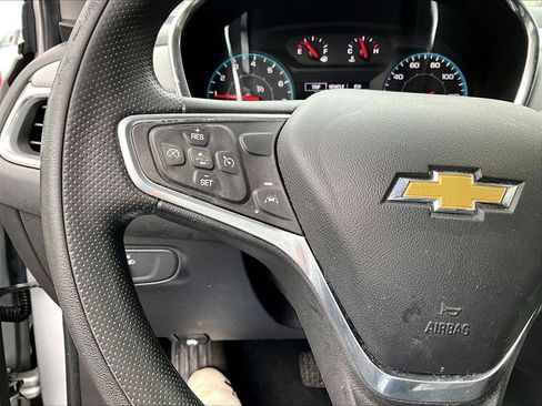 Used 2022 Chevrolet Equinox LS FWD image 13