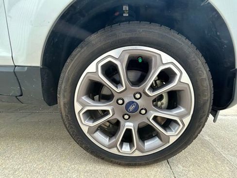 Used 2020 Ford EcoSport Titanium AWD/4WD image 31