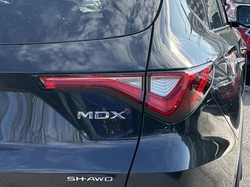Certified 2023 Acura MDX SH-AWD w/ Technology Package image 11