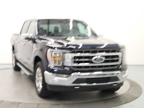Used 2023 Ford F150 Lariat AWD/4WD image 2