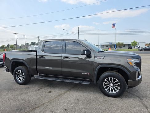 Used 2019 GMC Sierra 1500 AT4 w/ AT4 Premium Package image 9