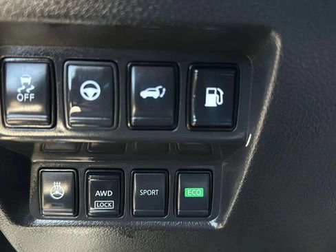 Used 2019 Nissan Rogue SL w/ Premium Package AWD/4WD image 15