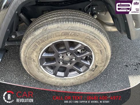Used 2023 Jeep Gladiator Overland AWD/4WD image 49
