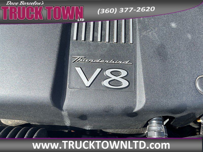 Used 2002 Ford Thunderbird RWD image 26