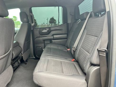 Used 2024 Chevrolet Silverado 1500 Custom Trail Boss w/ Turbomax Blackout Package AWD/4WD image 25