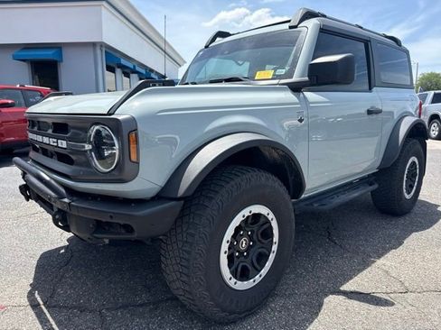 Used 2022 Ford Bronco Big Bend w/ Sasquatch Package AWD/4WD image 2