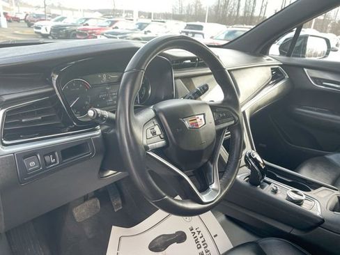 Certified 2023 Cadillac XT6 Luxury image 10