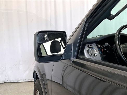Used 2016 Ford Expedition XLT RWD image 10