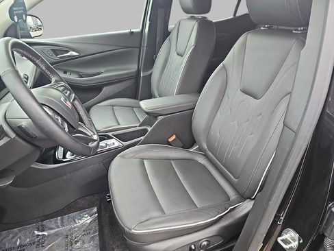 Certified 2024 Buick Encore GX Avenir w/ Avenir Convenience Package AWD/4WD image 19
