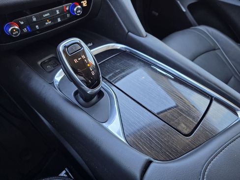 Used 2020 Buick Enclave Avenir w/ Avenir Technology Package image 29