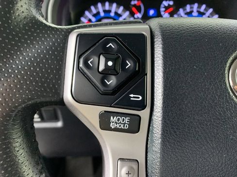 Used 2018 Toyota 4Runner SR5 image 18