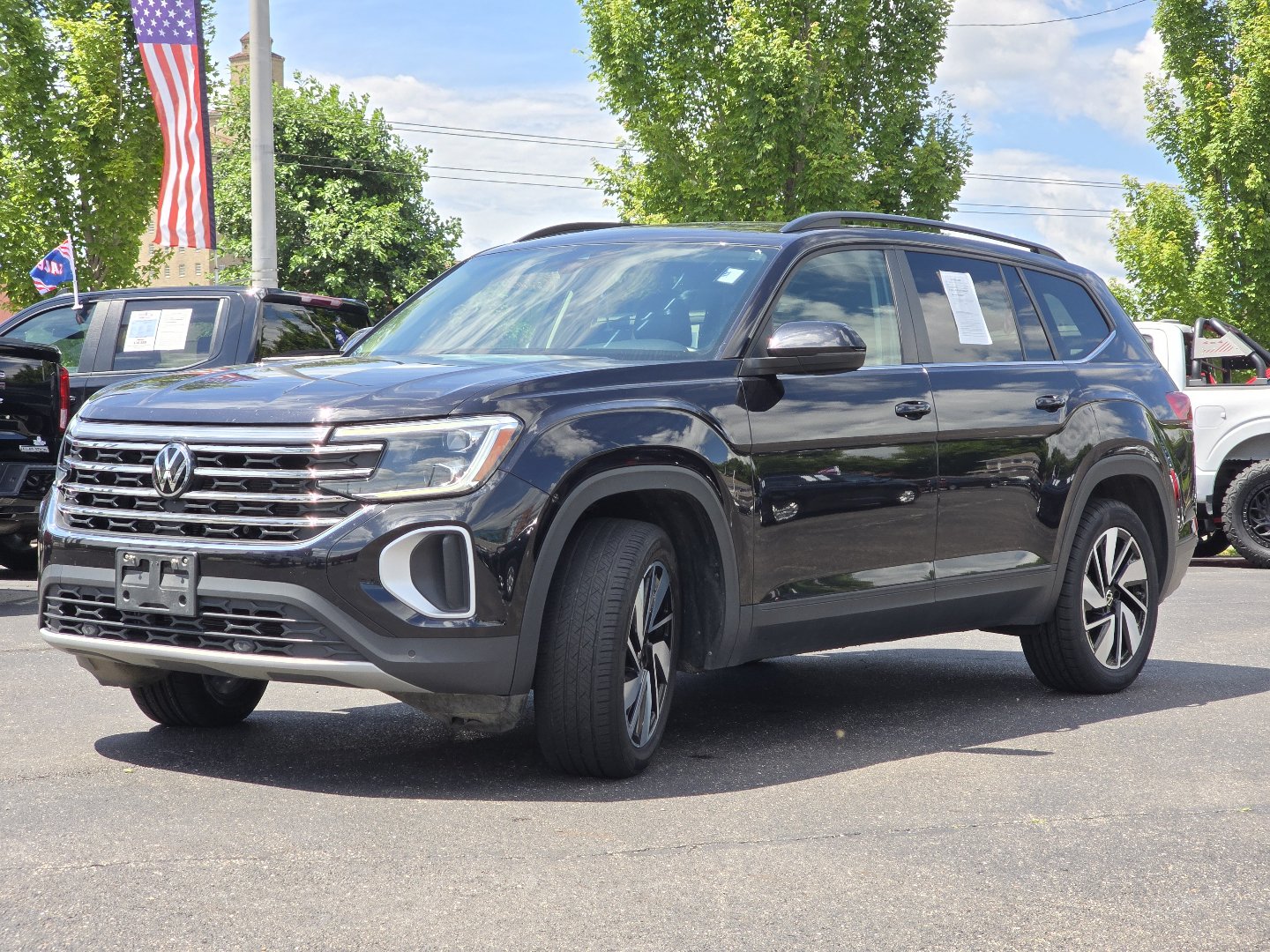 Used 2024 Volkswagen Atlas SE AWD/4WD image 20