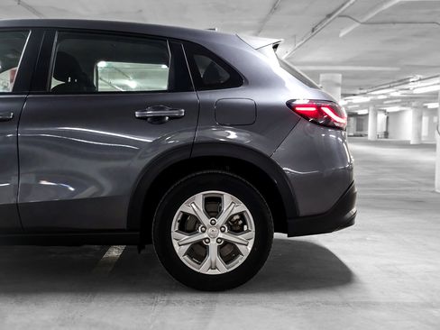 Used 2024 Honda HR-V LX image 14
