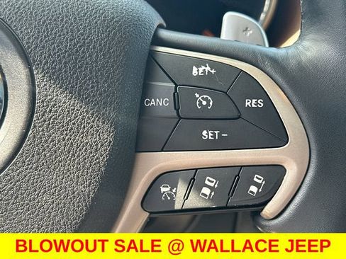 Used 2016 Jeep Grand Cherokee Summit w/ Platinum Series Group AWD/4WD image 29